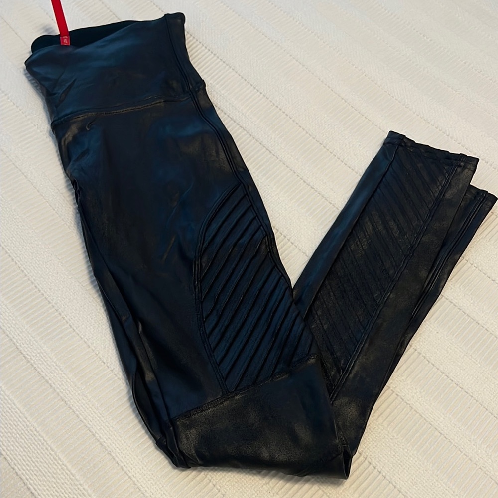 SPANX Faux Leather Black Moto Leggings Sz S